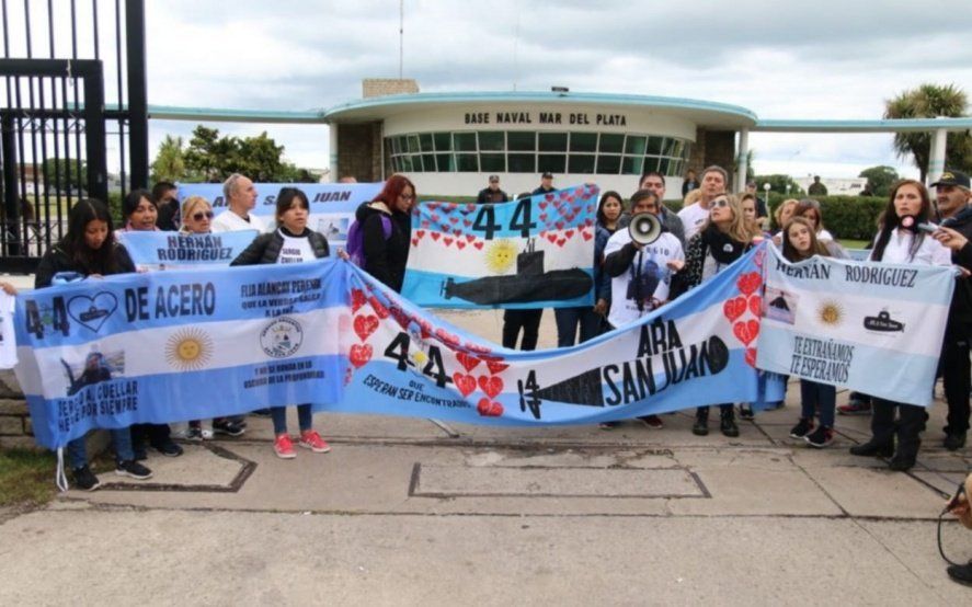 Familiares del ARA San Juan denuncian que fueron espiados por Mauricio Macri