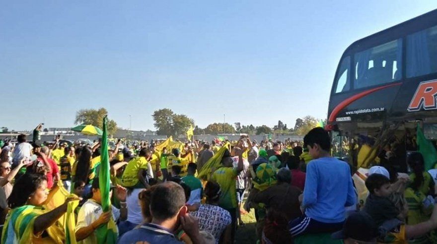 La interacción entre protagonistas e hinchas deberá evitarse: las recomendaciones son claras aunque también habrá que apostar a la conciencia social.
