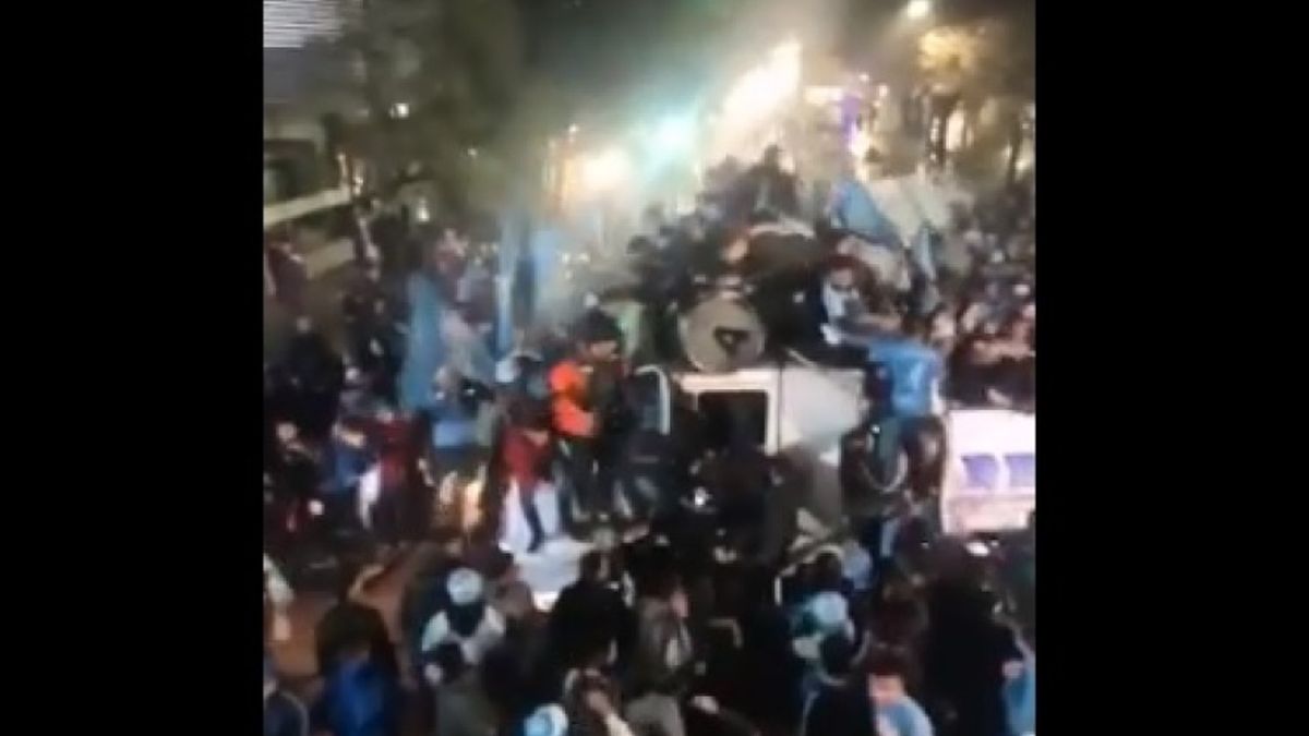 Mirá cómo los festejos por el ascenso terminaron con dos jugadores hospitalizados