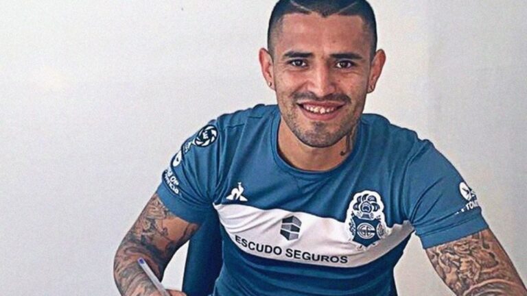 Ahora sí: Víctor Ayala firmó contrato con Gimnasia