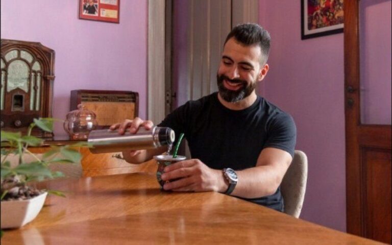 La increíble historia del argentino que vive gratis en Italia gracias a un concurso