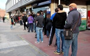 El mercado laboral no mejora: 1,1 millones de desocupados y aumento de la informalidad