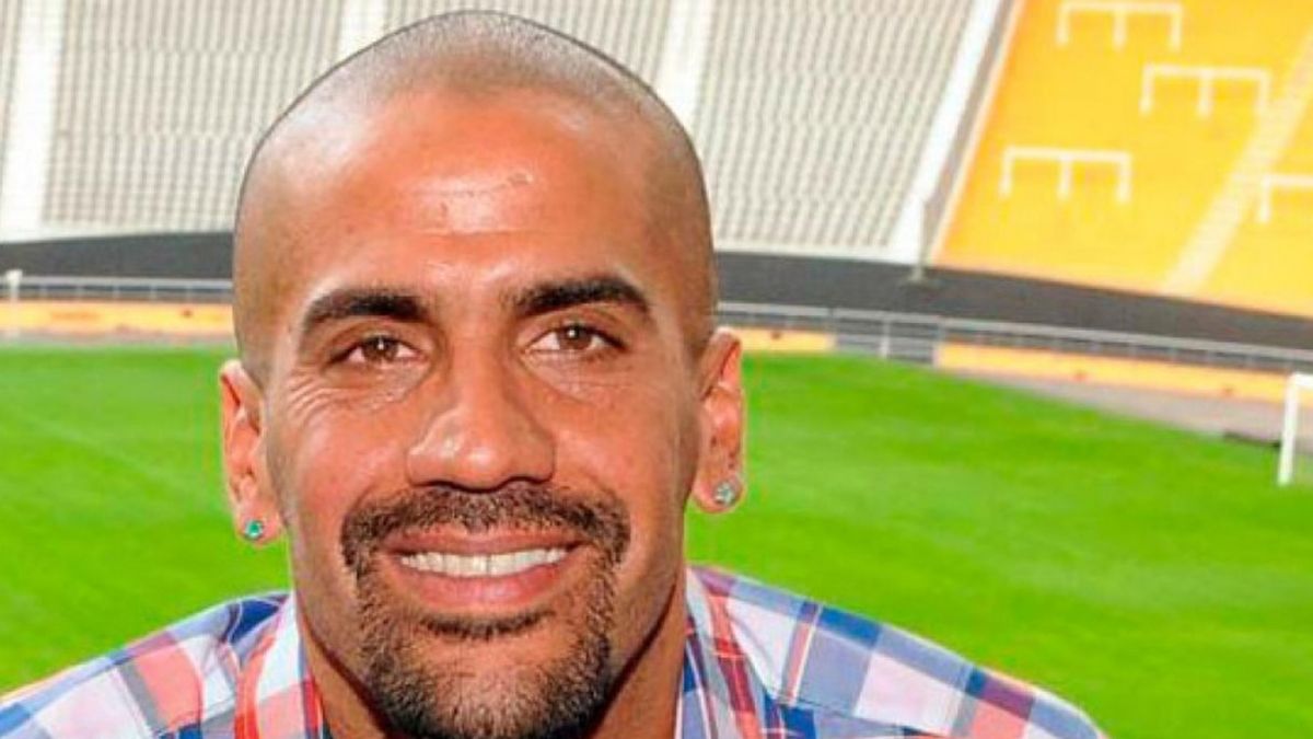 Mirá el video de Verón rodeado de estrellas en la previa de los premios The Best
