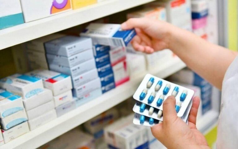 Desde que asumió Macri los medicamentos van por encima de la inflación y aumentaron 360%