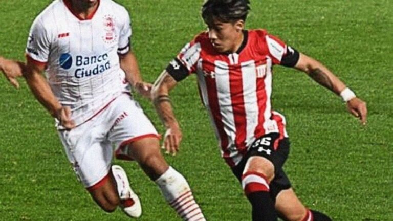 Sarmiento hizo historia, se adueñó de la pelota y pide pista