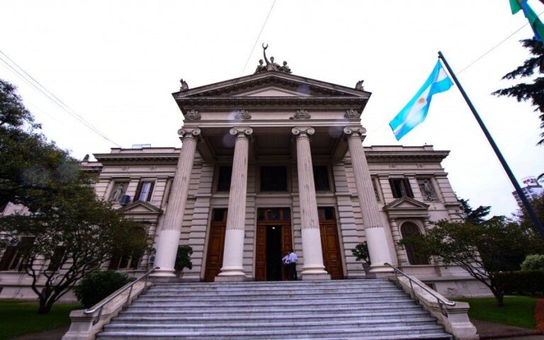 La Plata: Hay cortes de tránsito por la Apertura de Sesiones en la Legislatura