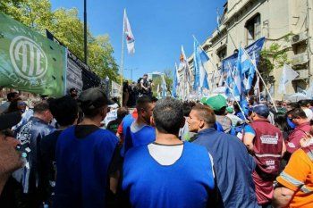 paro de senasa: afectara los controles sanitarios en aeropuertos y frigorificos bonaerenses