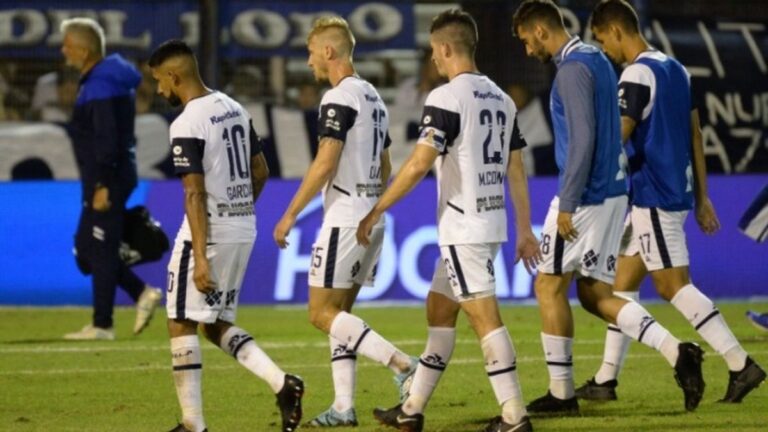 Gimnasia perdió con Arsenal y se hunde con el descenso