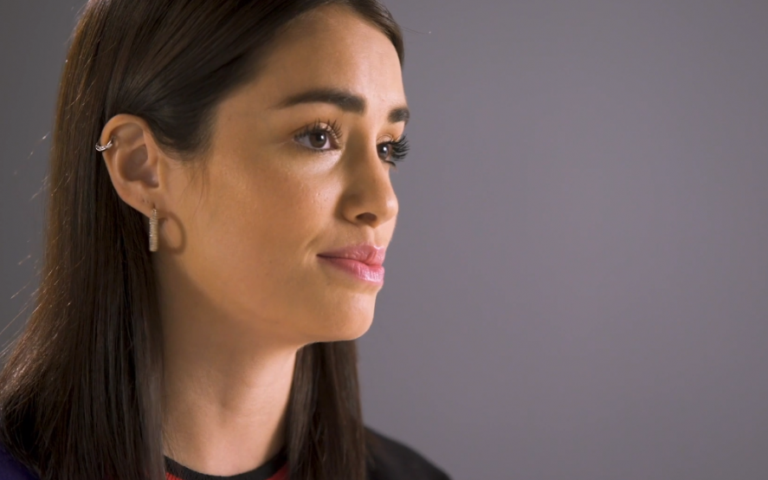 “Amiga date cuenta”, la campaña contra la violencia de género que protagoniza Lali Espósito