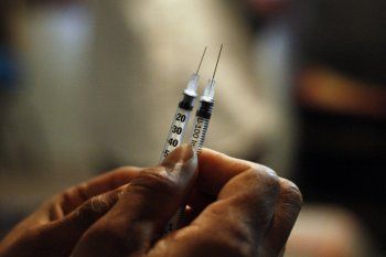adicciones, drogas inyectables y vih en argentina: una problematica que pega cada vez mas fuerte