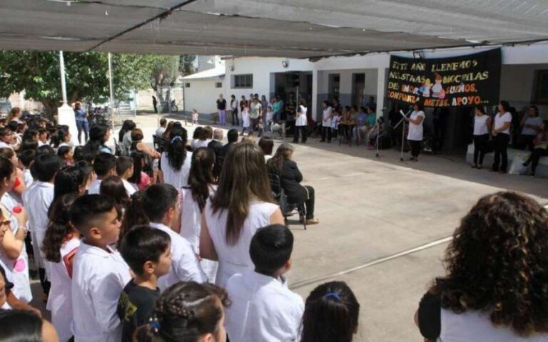 Este lunes comenzarán las clases en toda la provincia y en gran parte del país