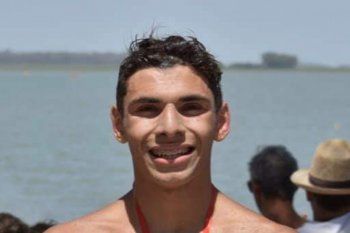 un salliquelense quiere convertirse en el mas joven en nadar en las islas malvinas