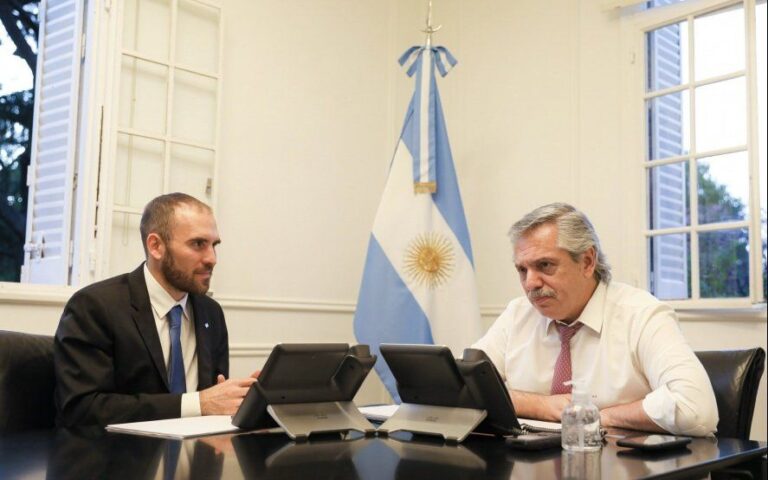 El FMI considera que la deuda argentina necesita un “alivio” de hasta 85 mil millones de dólares