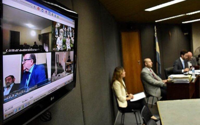 Histórica condena: Sentenciaron a 28 genocidas en un juicio que terminó en plena cuarentena