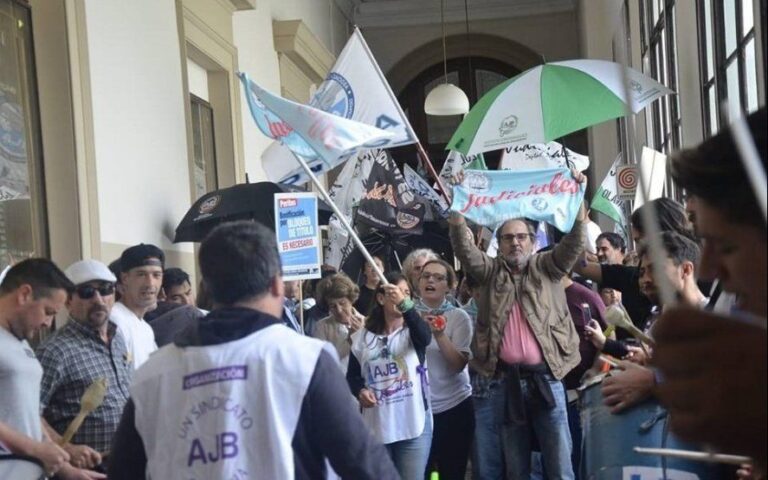 Judiciales bonaerenses reclaman que se retomen las negociaciones salariales