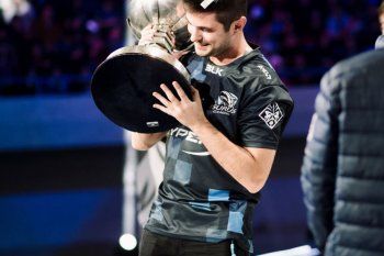 conoce a facundo ?kala? calabro, el platense ceo del equipo de gamers mas importante de latinoamerica conoce a facundo ?kala? calabro, el platense ceo del equipo de gamers mas importante de latinoamerica