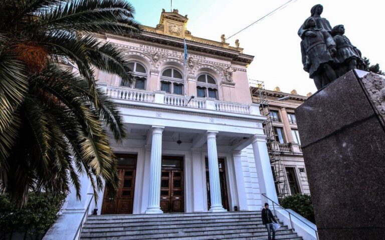 La Provincia dejó sin efecto los sumarios disciplinarios que inició Vidal contra los docentes bonaerenses