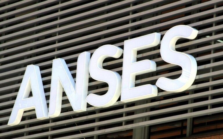 IFE: quién cobra los $10.000 de Anses este miércoles 8 de julio