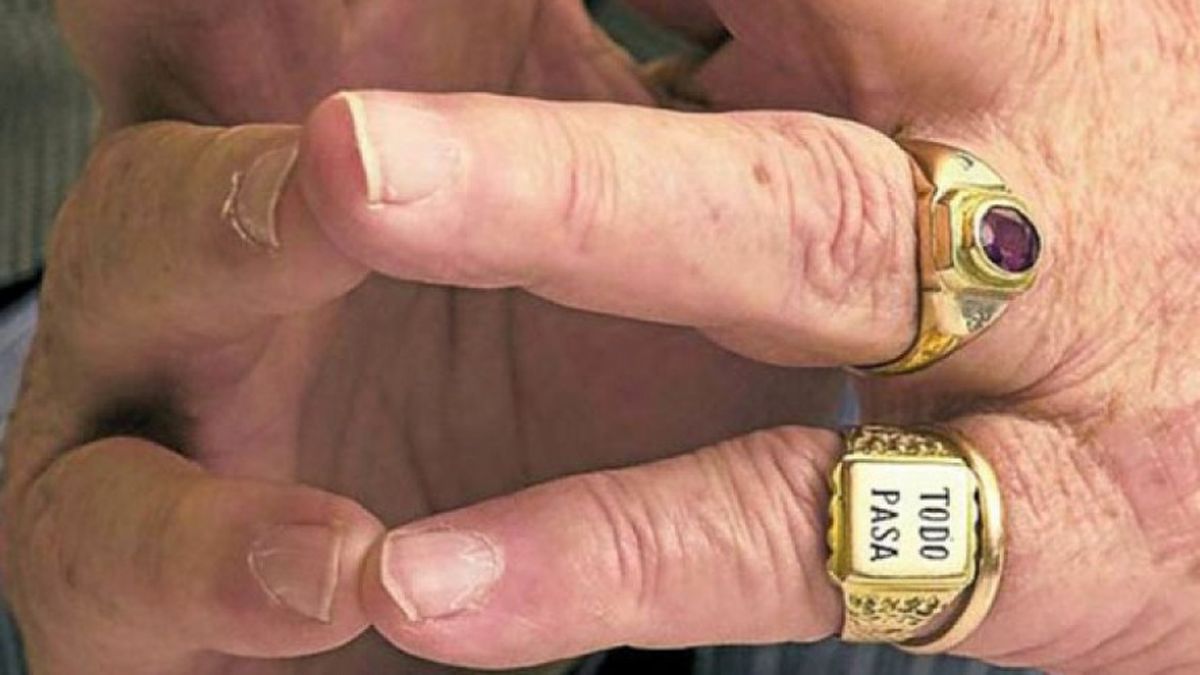 El “Todo pasa” de Grondona: ¿Qué significaba, quién se lo regaló y cuándo se lo sacó?