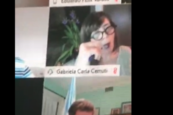 insolito: la diputada gabriela cerruti se cepillo los dientes en plena sesion