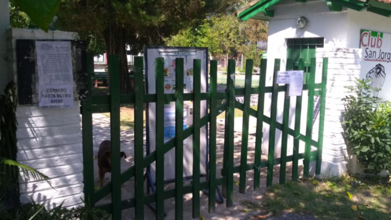 Bronca e impotencia: desmantelan un club de barrio en Villa Elisa