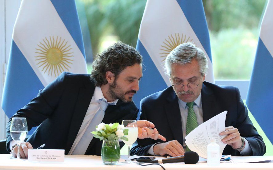Cafiero junto al presidente, Alberto Fernández