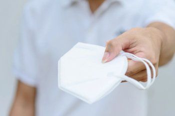 la anmat alerta por la venta de barbijos falsificados