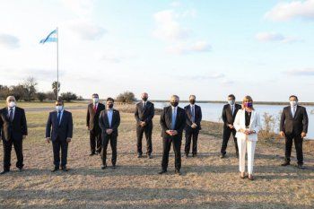 la provincia comenzara a co-administrar la hidrovia paraguay-parana