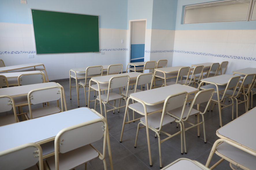 Kicillof y Nicolás Trotta inauguraron una escuela en Avellaneda