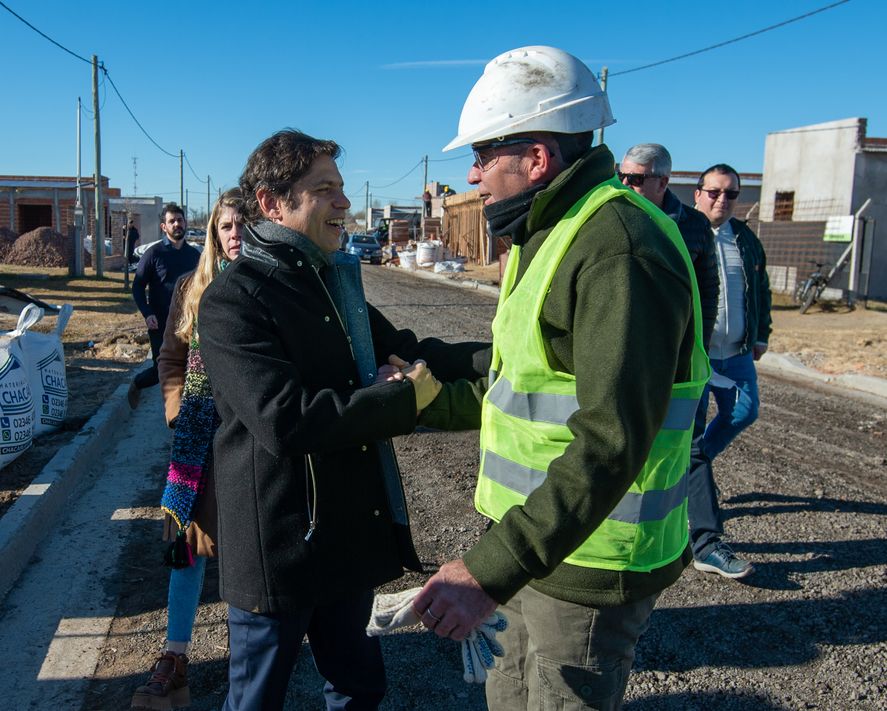Axel Kicillof repartió para todos lados: críticas a la autonomía municipal y diferencias con CABA