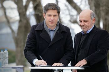 Axel Kicillof visitó Coronel Suárez con una agenda cargada de inauguraciones