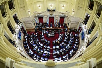 El Senado trata el acuerdo con el FMI