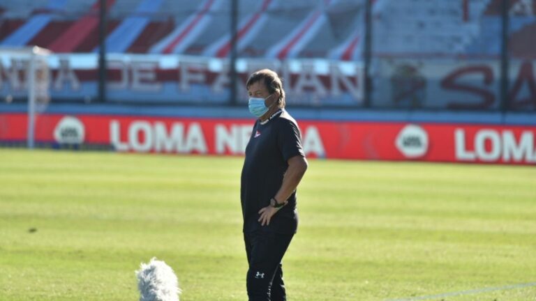 Estudiantes se floreó en Sarandí y Zielinski hizo su gol