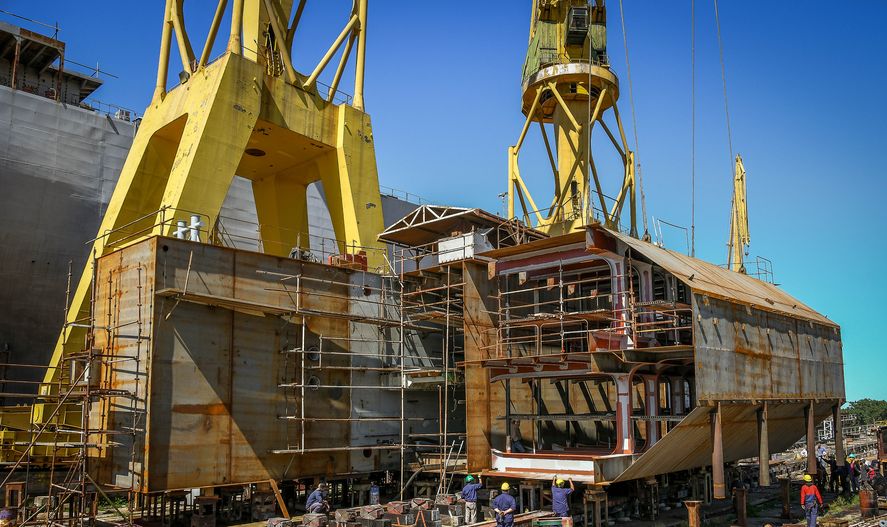 La increíble compuerta que construyó el Astillero Río Santiago.