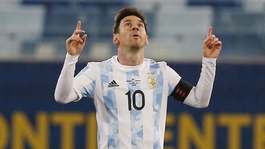 La camiseta de Argentina que Messi le hizo llegar a Gorosito y que lo conmovió hasta las lágrimas.