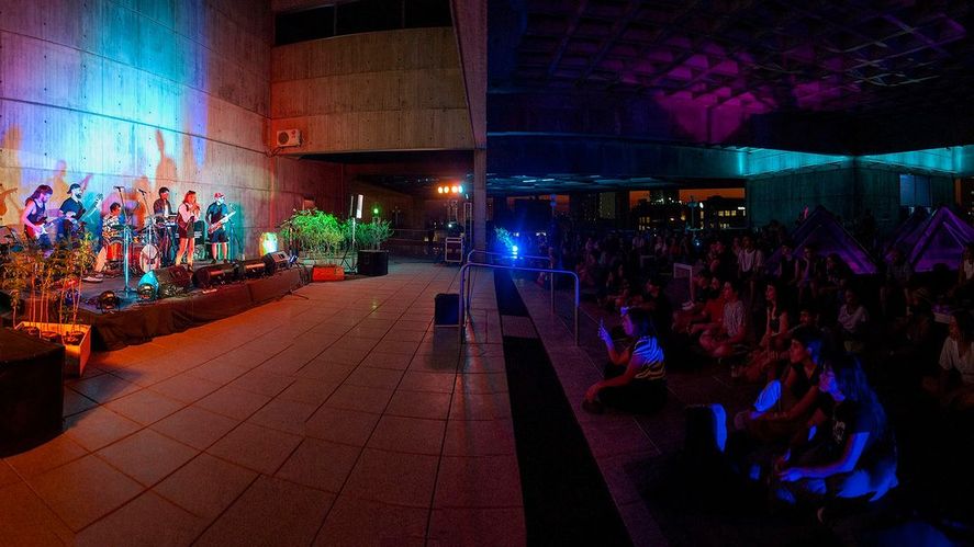 Desde el jueves 9 al domingo 12 se realizará una nueva edición de "Terrazas de Verano" en el Teatro Argentino.