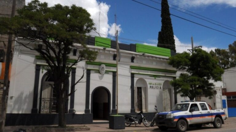 Bahía Blanca: condenaron a cinco policías por extorsionar a un odontólogo
