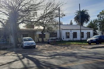 reclaman una garita policial frente a una escuela por robos y abusos