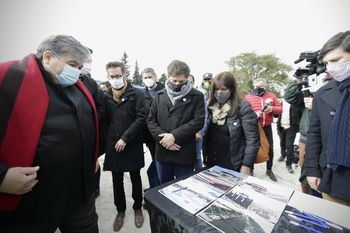  José C. Paz: Kicillof inauguró obras junto a Mario Ishii 