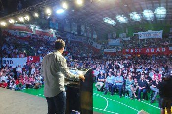 El radical Maxi Abad oficializó su candidatura a gobernador