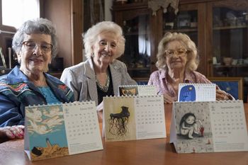 abuelas de plaza de mayo lanza una campana por el dia de la abuela