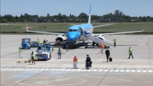 Comenzó el paro de controladores aéreos: ¿Cómo será el cronograma de interrupciones hasta fin de mes?