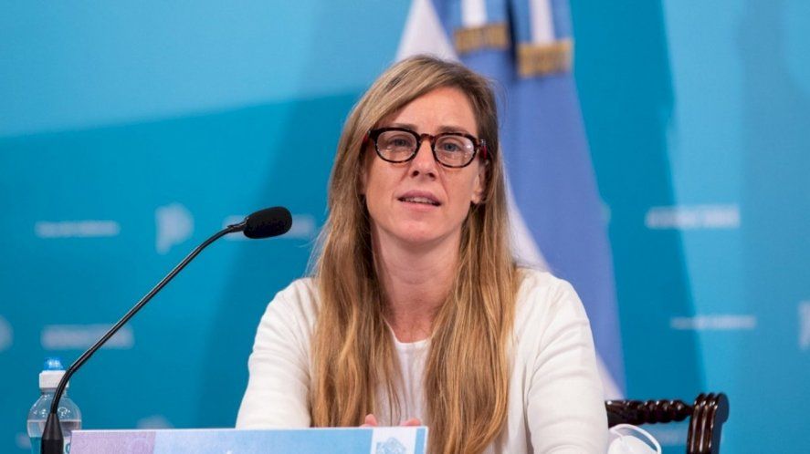 Agustina Vila seguirá en el Gabinete, pero a cargo de la Secretaría General de Gobierno.
