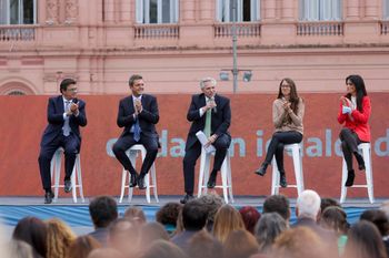 El Gobierno busca ampliar las licencias por nacimiento