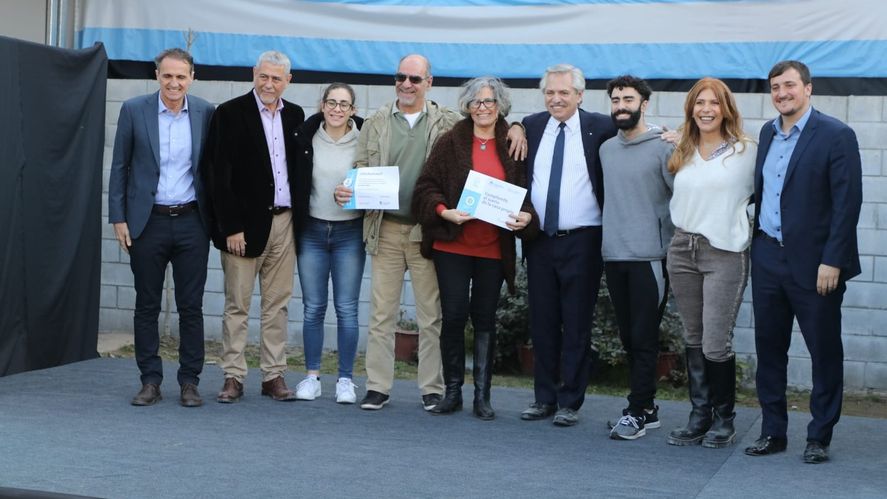 Alberto Fernández: “Ni la obra pública ni la vivienda se va a paralizar”
