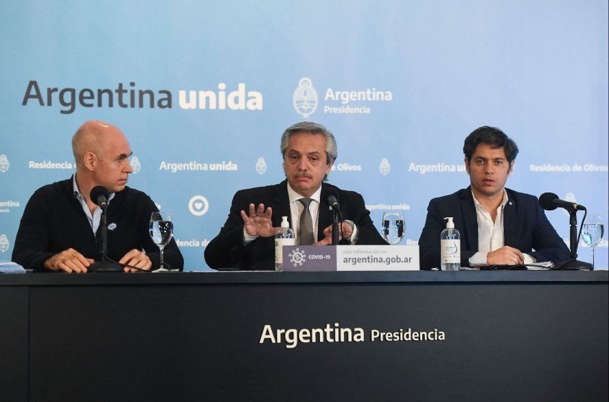 Las medidas contra el coronavirus se negocian entre Provincia y Ciudad, pero define Nación. Kicillof esperaba más restricciones.