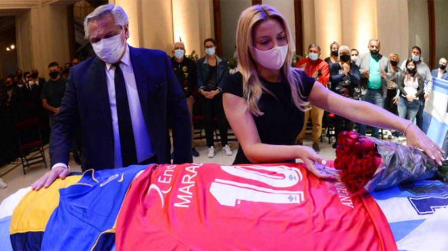El presidente Alberto Fernández y el último adiós a Maradona