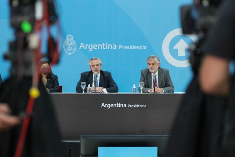Alberto Fernández recorrerá la fábrica de baterías de litio
