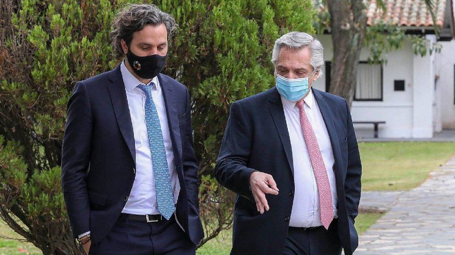 Santiago Cafiero salió al cruce la oposición