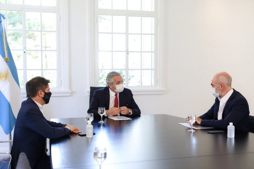 A diferencia de hace tres semanas, Alberto Fernández implementó fuertes restricciones. Kicillof, en modo "te lo dije".